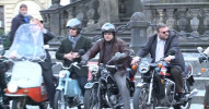 Náměstí před orlojem obsadily motorky