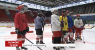 Malí hokejisté Mory trénují i s rouškami